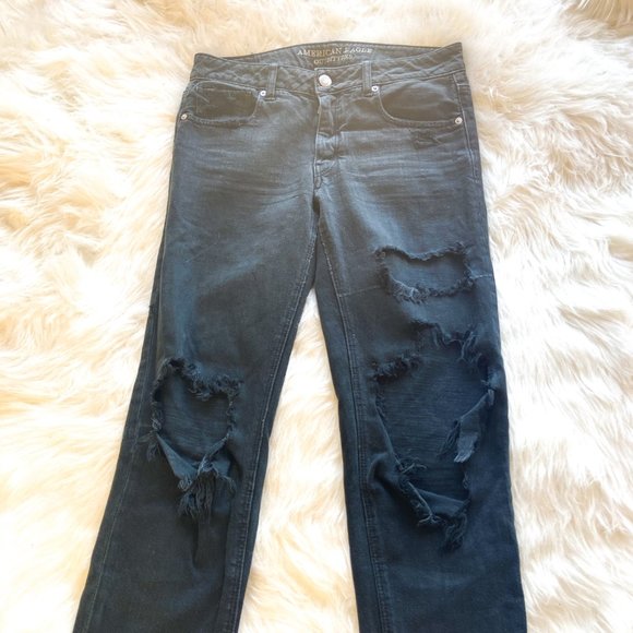 American Eagle Distressed Tomgirl Black Jeans 2 - Picture 2 of 11